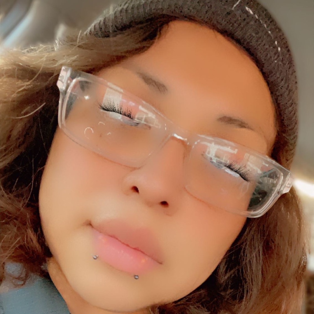 Meet your Posher, Jennie